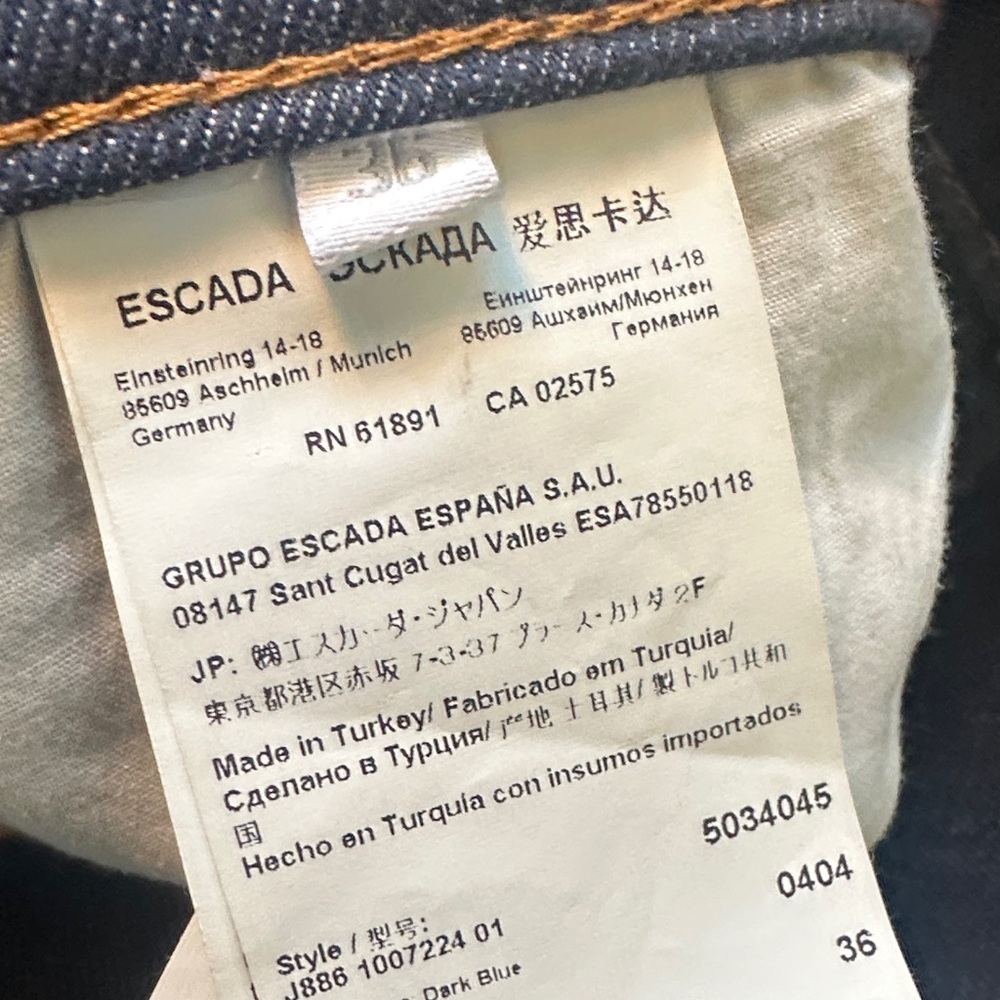 Escada women Deep Indigo Jeans - Picture 12 of 16